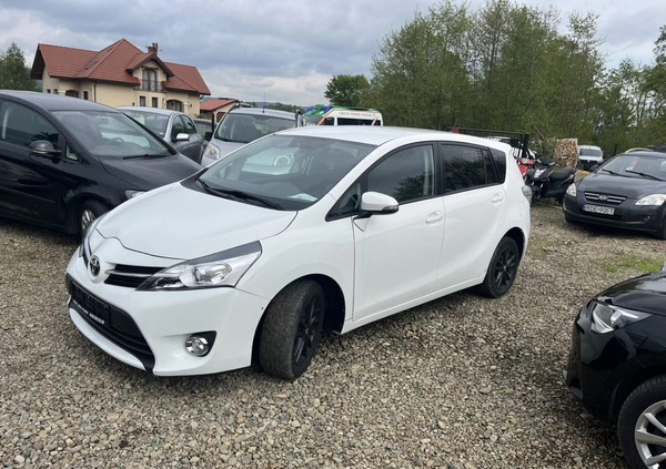 Toyota Verso cena 36700 przebieg: 150300, rok produkcji 2014 z Łaskarzew małe 232